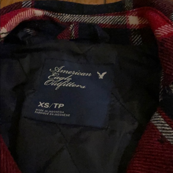 American Eagle 🦅 Plaid Pea coat - Picture 6 of 6